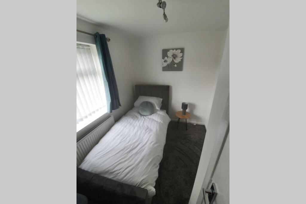 Entire House - Cheshire Oaks/Ellesmere Port Bagian luar foto